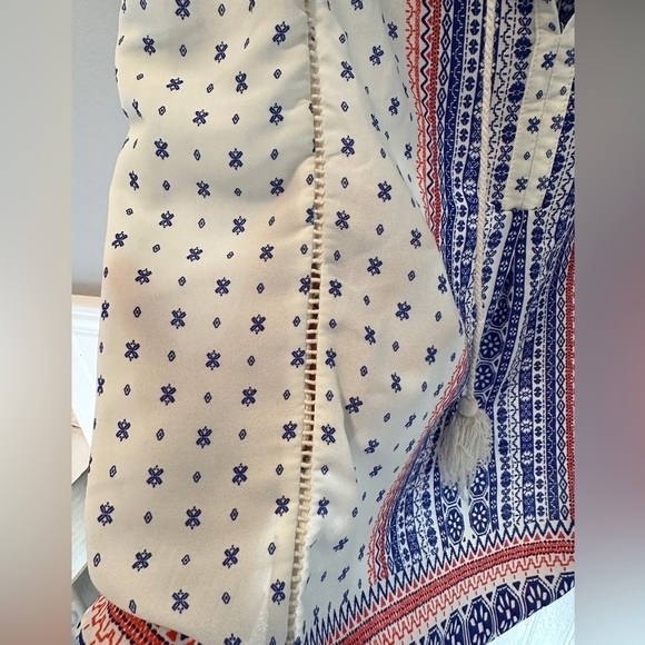 COLLECTIVE CONCEPTS Petite Top for Women. Size S - Picture 8 of 12